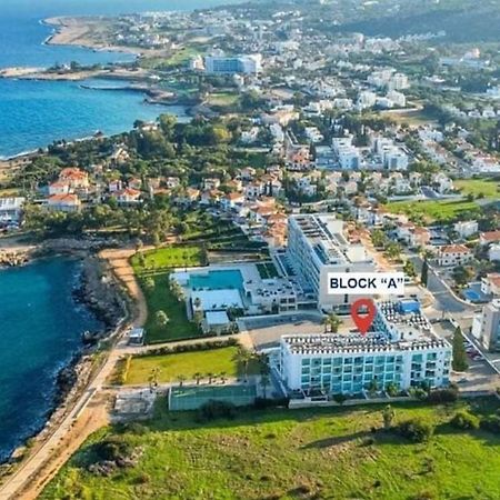 Amber - Coralli Beachfront Apartment Protaras Exterior foto