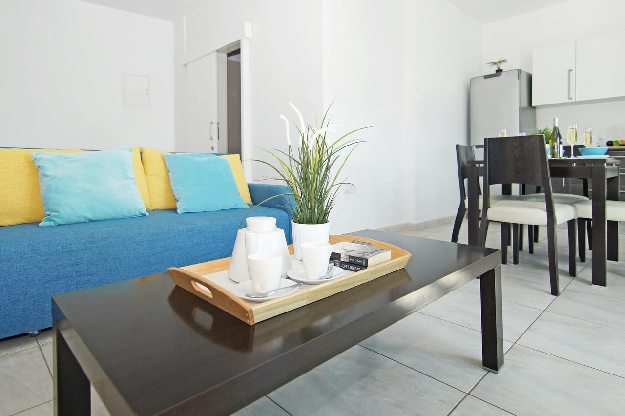Amber - Coralli Beachfront Apartment Protaras Exterior foto