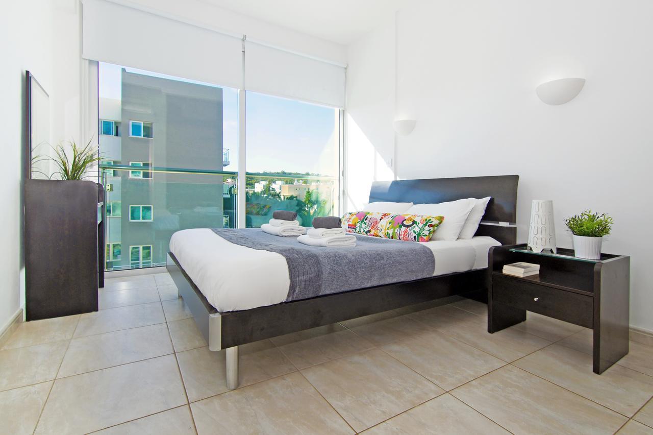 Amber - Coralli Beachfront Apartment Protaras Exterior foto